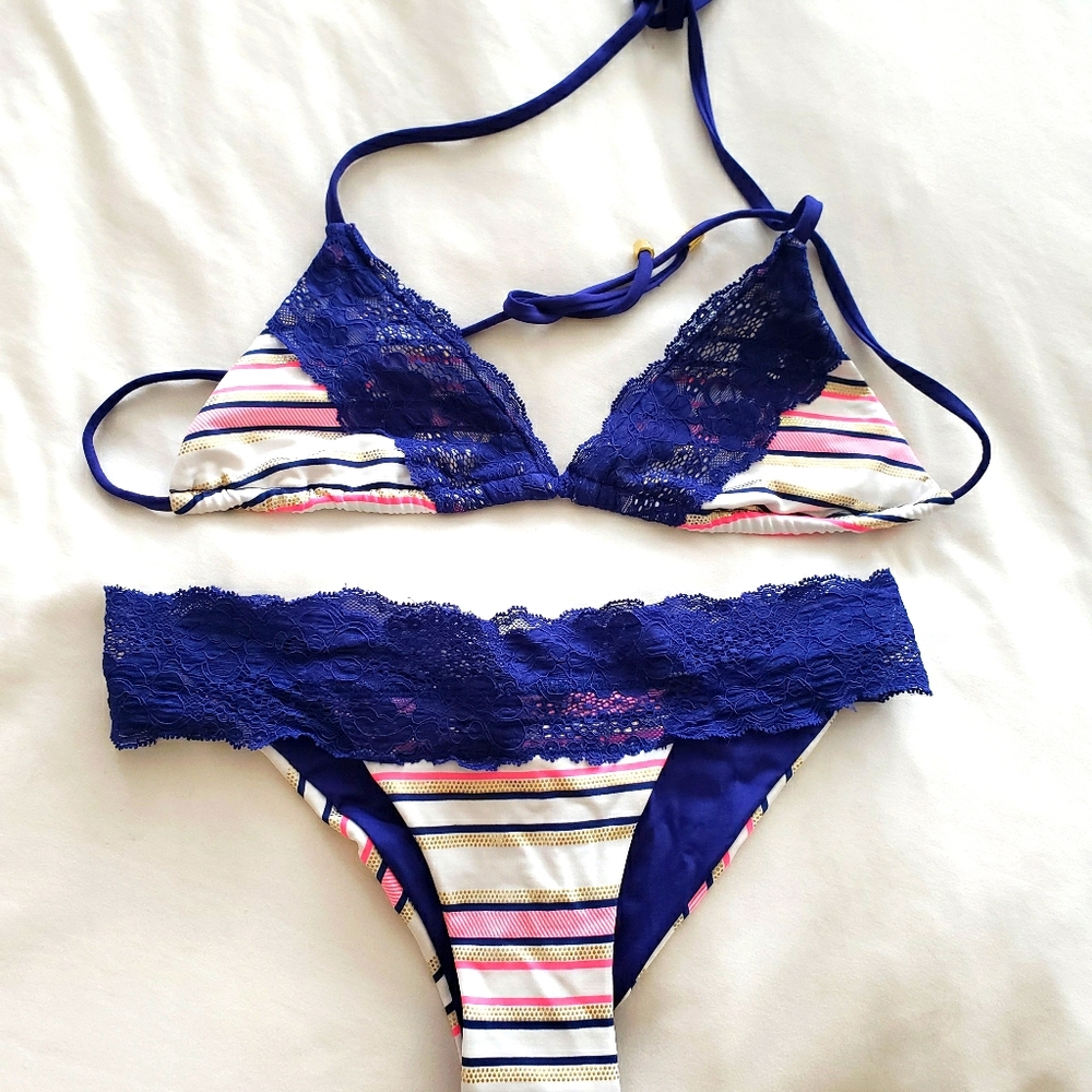 😍 Beach Bunny Bikini Set